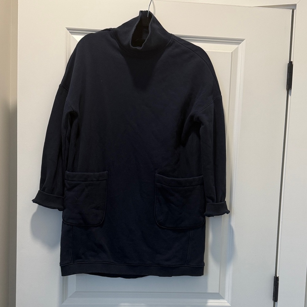 Tuckernuck Pomander Place Navy Sweatshirt Dress. Size XS